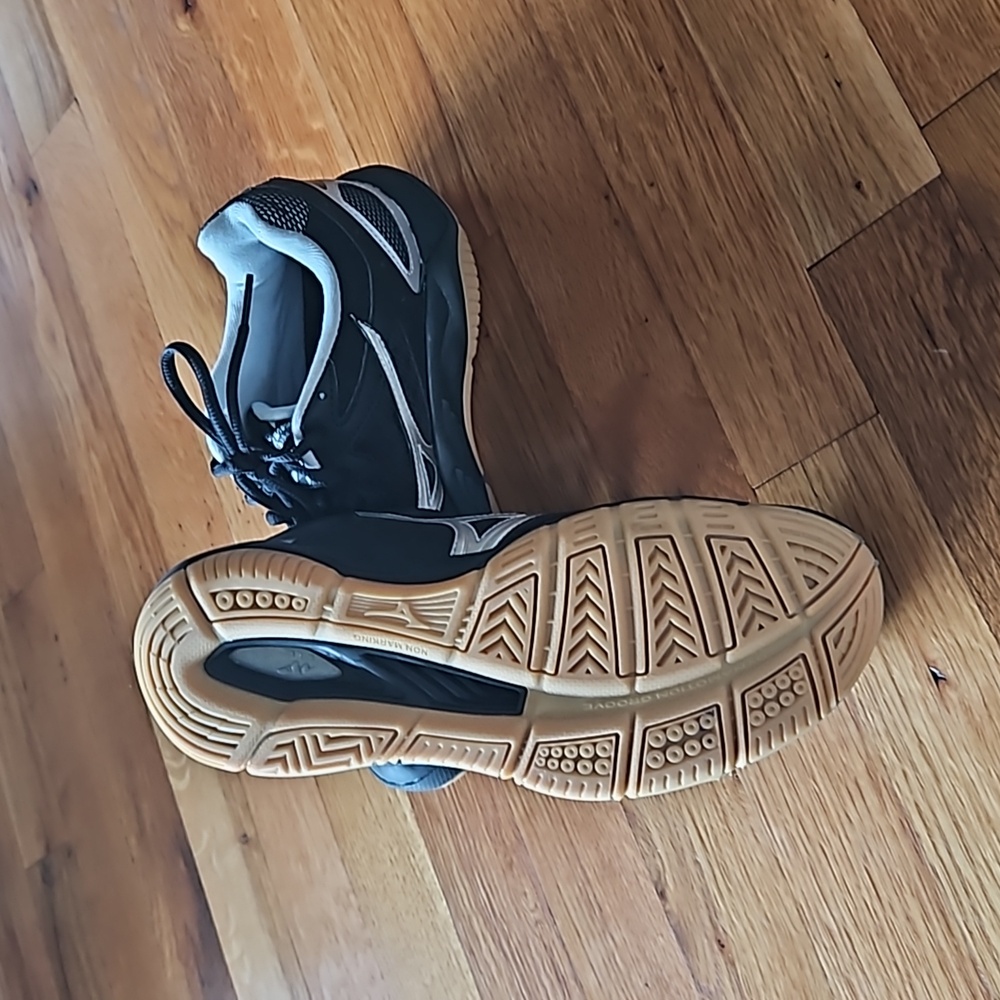 Mizuno VOLLEYBALL shoes - Picture 4 of 4
